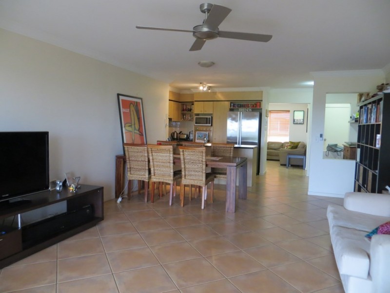 40/82 Limetree Parade, Runaway Bay QLD 4216