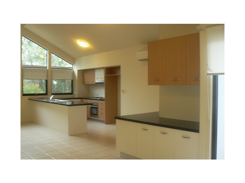 Mount Ommaney QLD 4074