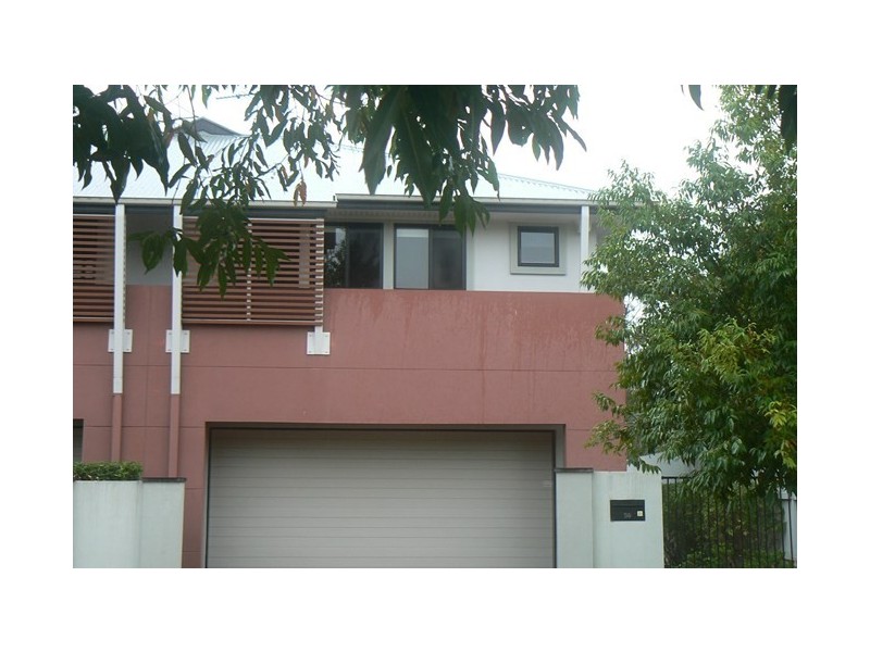 Mount Ommaney QLD 4074