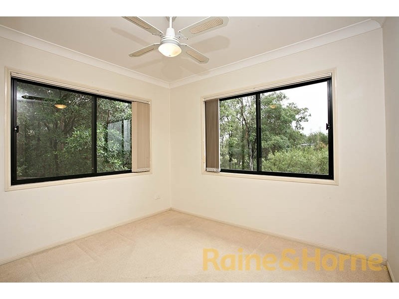 28/12 Greendale way, Carindale QLD 4152