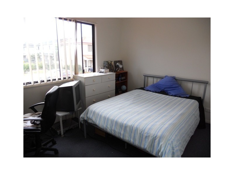 18 Loganlea Road, Waterford West QLD 4133