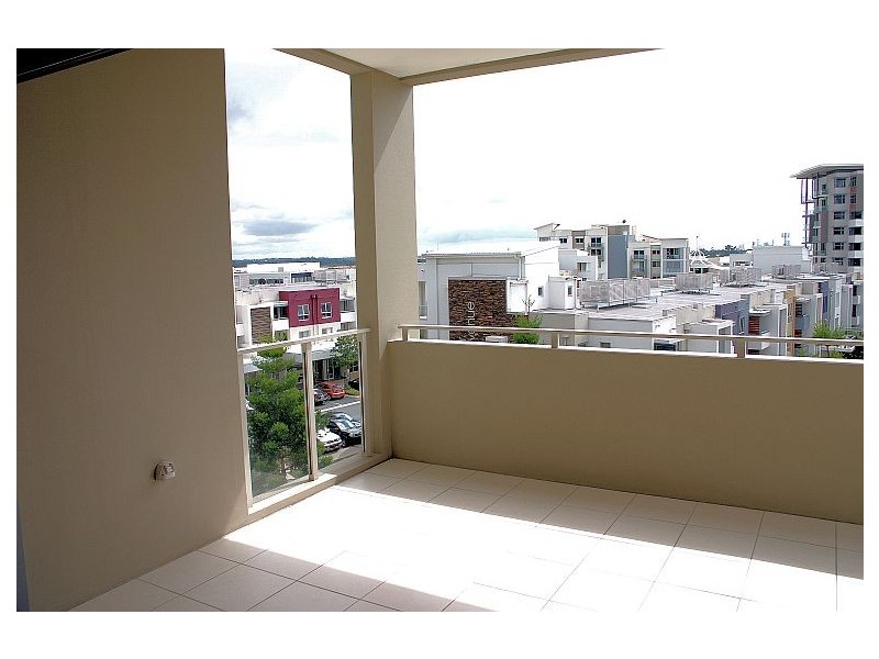 10/62 Riverwalk avenue, Robina QLD 4226