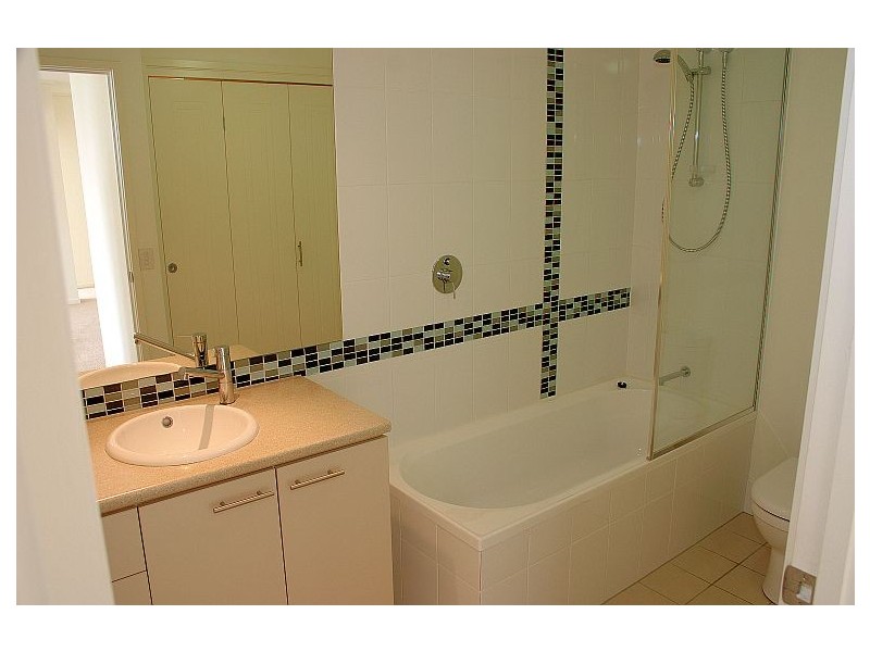 10/62 Riverwalk avenue, Robina QLD 4226