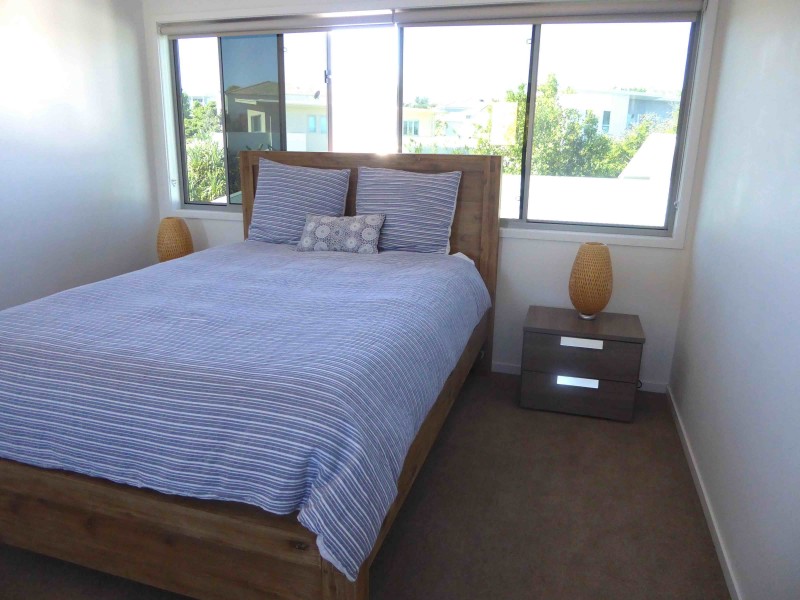 33 Village Circuit, Murarrie QLD 4172