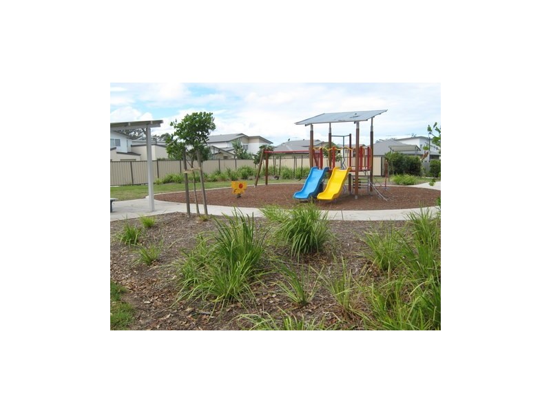 35 Kenneth St, Morayfield QLD 4506