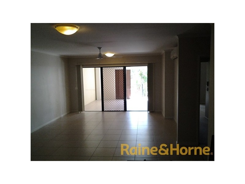 U2 / 92 – 98 Digger St, Cairns City QLD 4870