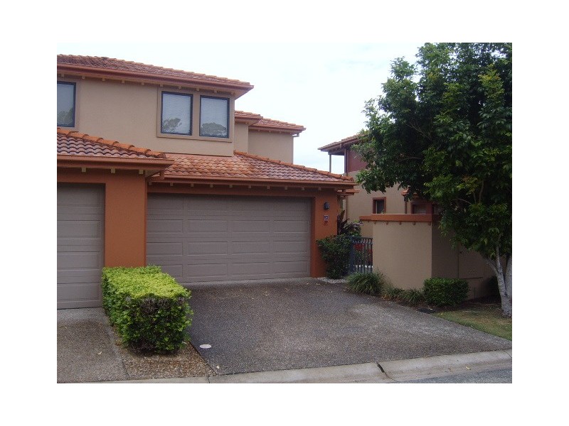 23/4 University Drive, Robina QLD 4226