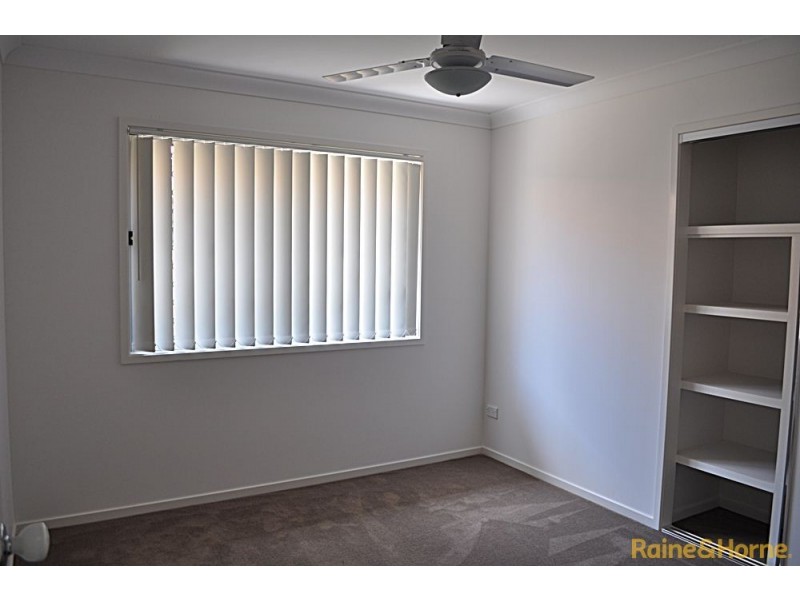 19 Platinum Place, Oxley QLD 4075