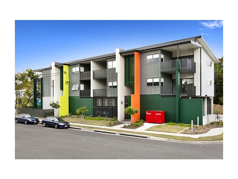 2 Garden Terrace, Newmarket QLD 4051