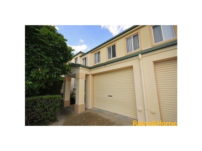 10 Chapman Place, Oxley QLD 4075