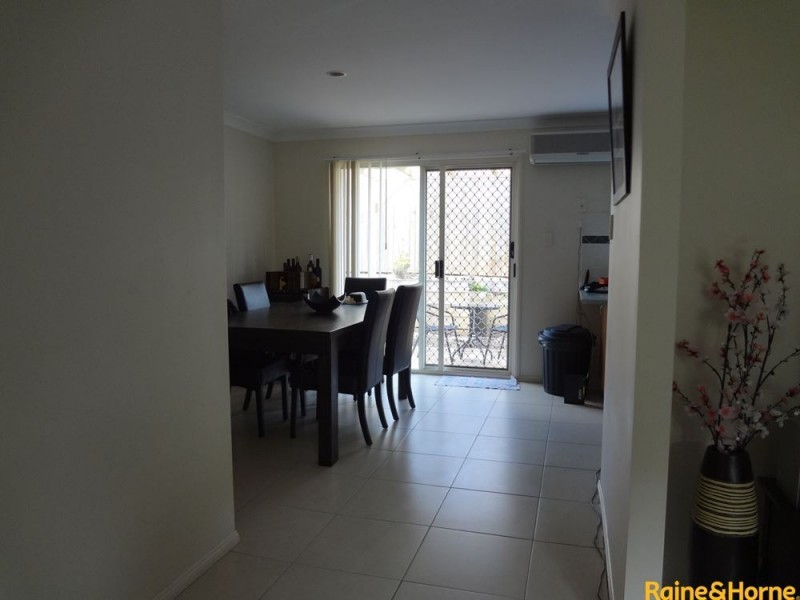 10 Chapman Place, Oxley QLD 4075