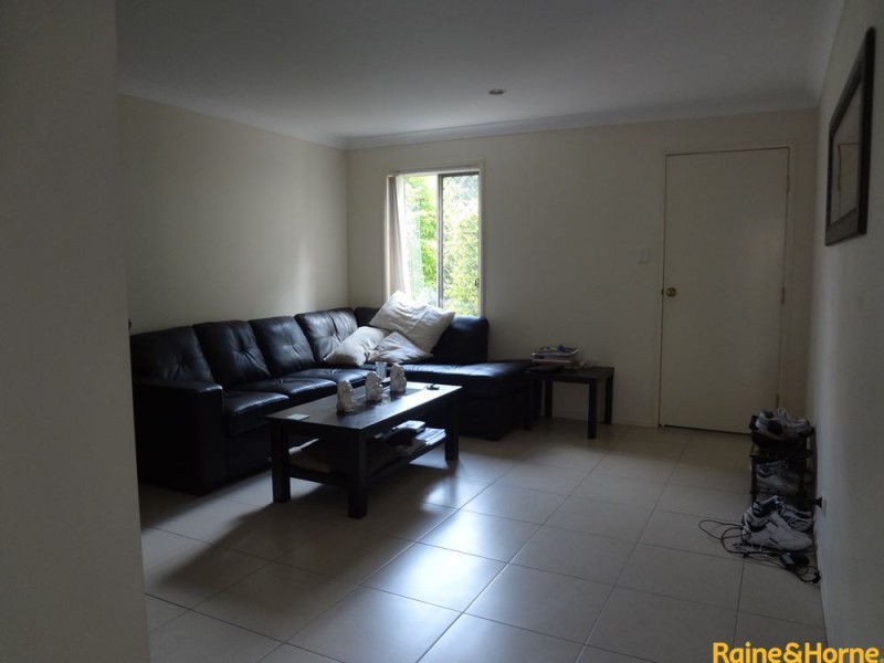 10 Chapman Place, Oxley QLD 4075