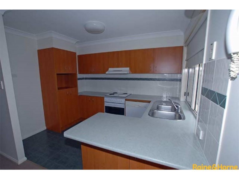 10 Chapman Place, Oxley QLD 4075