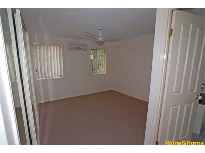 10 Chapman Place, Oxley QLD 4075