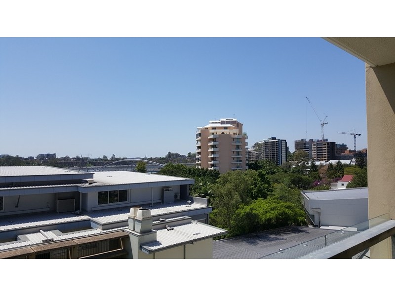 61/15 Tribune Street, South Bank QLD 4101