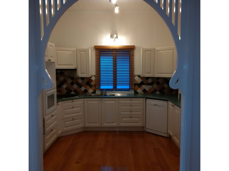 33 Marne Rd, Albion QLD 4010