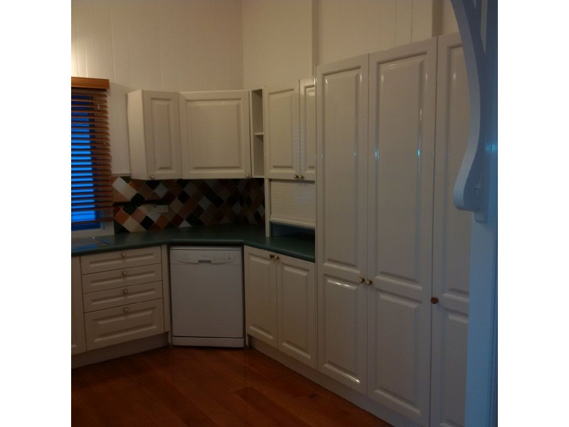 33 Marne Rd, Albion QLD 4010