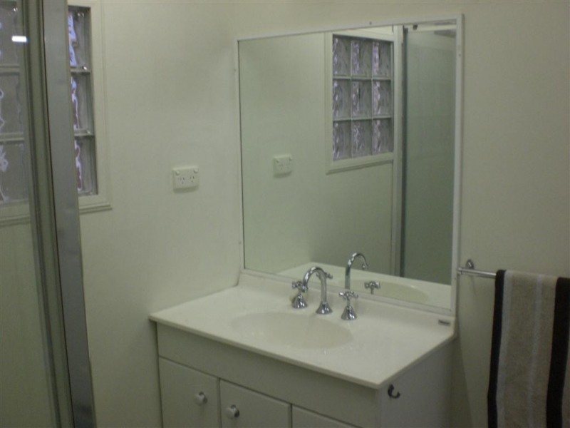 33 Marne Rd, Albion QLD 4010