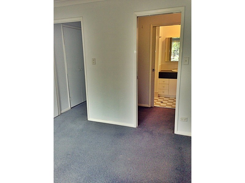 8/1060 Waterworks Road, The Gap QLD 4061