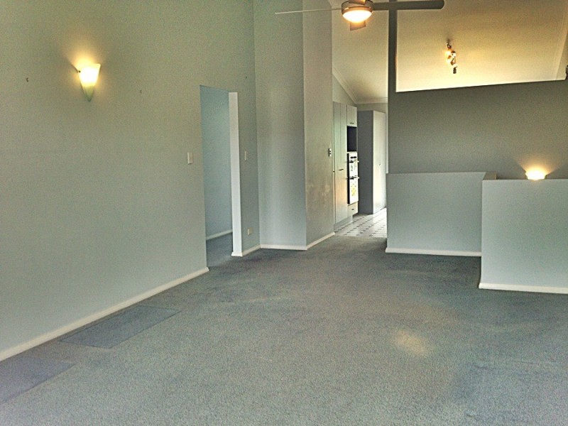 8/1060 Waterworks Road, The Gap QLD 4061