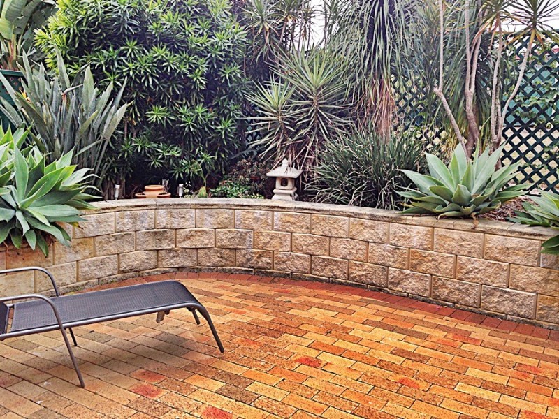 8/1060 Waterworks Road, The Gap QLD 4061