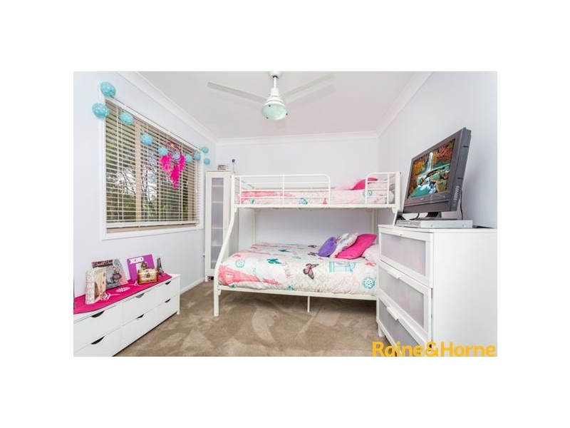 10 Chapman Place, Oxley QLD 4075