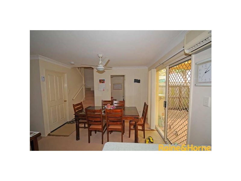 10 Chapman Place, Oxley QLD 4075