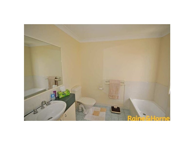 10 Chapman Place, Oxley QLD 4075