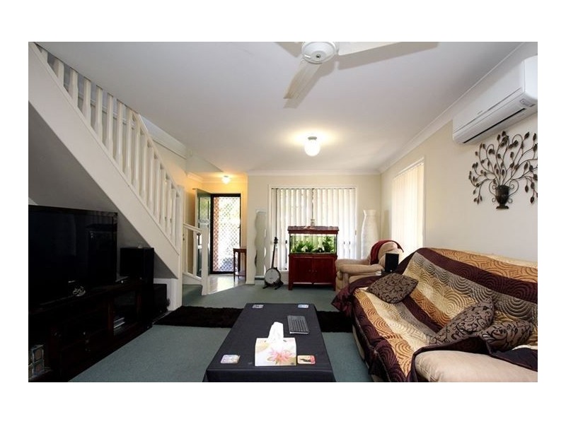 12/90 Oakleaf Street, Eight Mile Plains QLD 4113