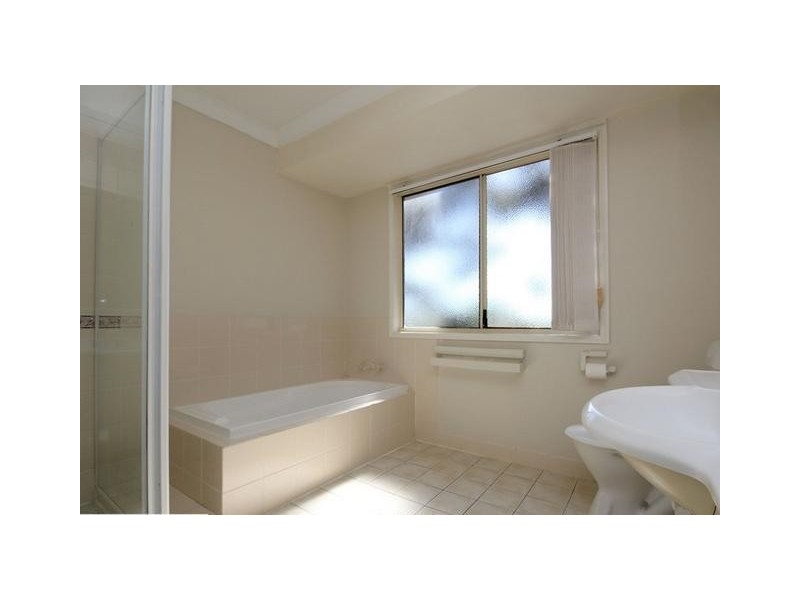 12/90 Oakleaf Street, Eight Mile Plains QLD 4113