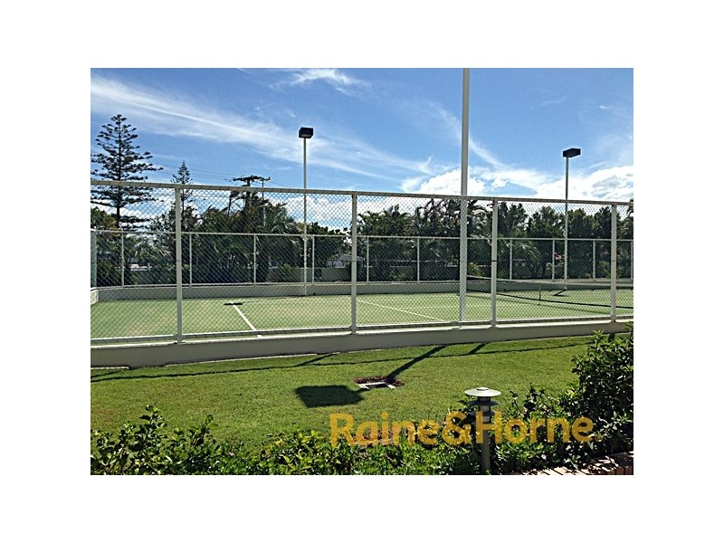 U16A/5 Bayview Street, Runaway Bay QLD 4216