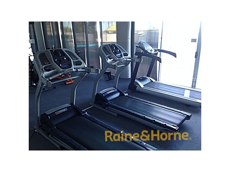 U16A/5 Bayview Street, Runaway Bay QLD 4216