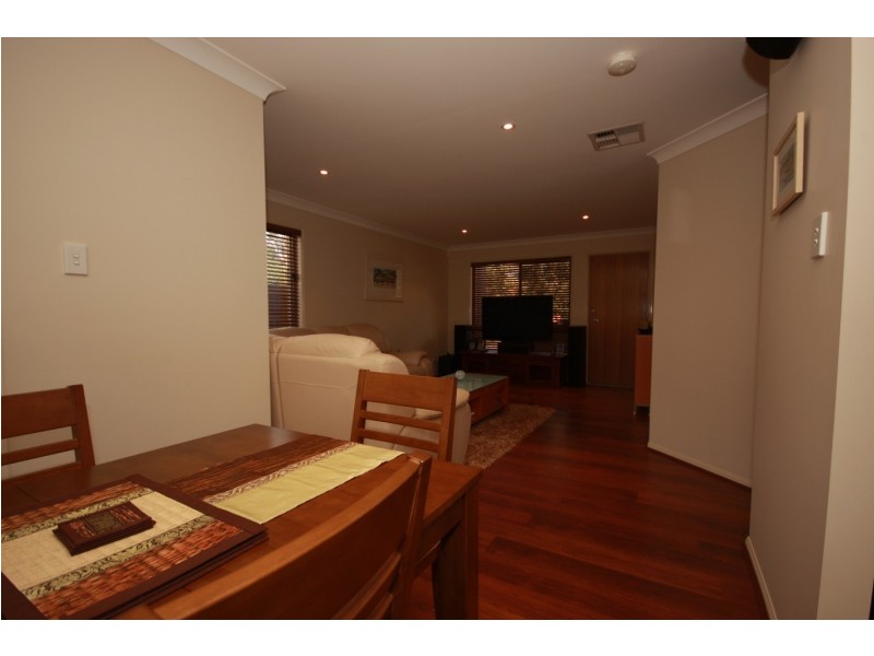 40 Hargreaves Road, Manly QLD 4179