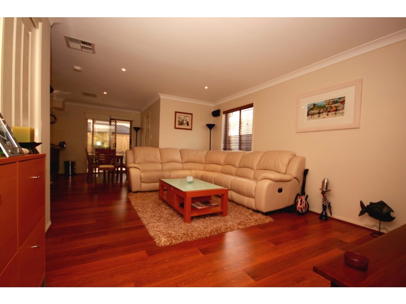 40 Hargreaves Road, Manly QLD 4179