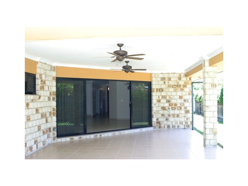 19 Pine Street, Jacobs Well QLD 4208