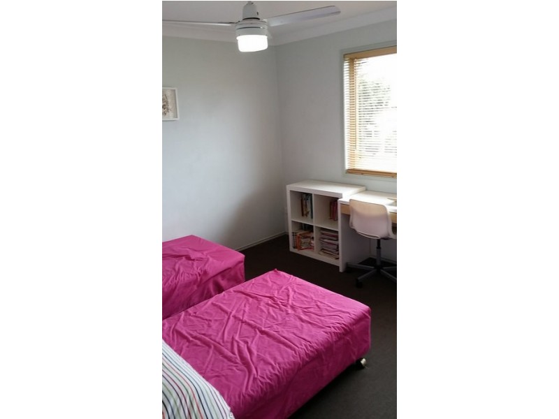 121 Golden Avenue, Calamvale QLD 4116