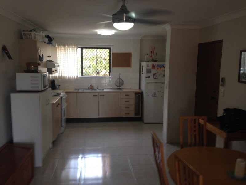 4, 43 Rutland Street, Coorparoo QLD 4151