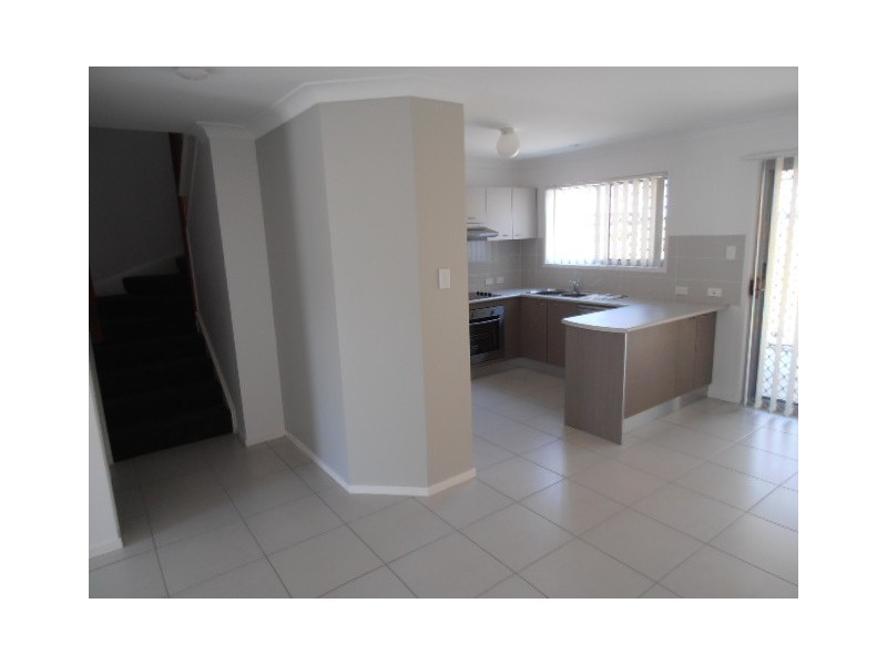 1 Archer Close, North Lakes QLD 4509