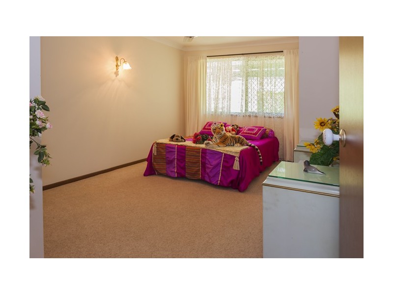 279 Horizon Drive, Westlake QLD 4074