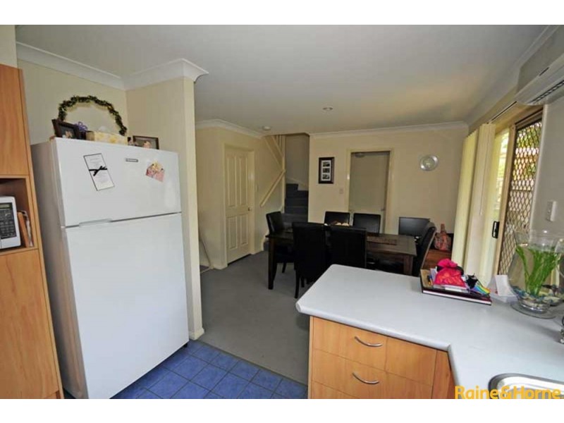 10 Chapman Place, Oxley QLD 4075