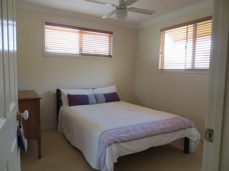 10/82-86 Limetree Parade, Runaway Bay QLD 4216