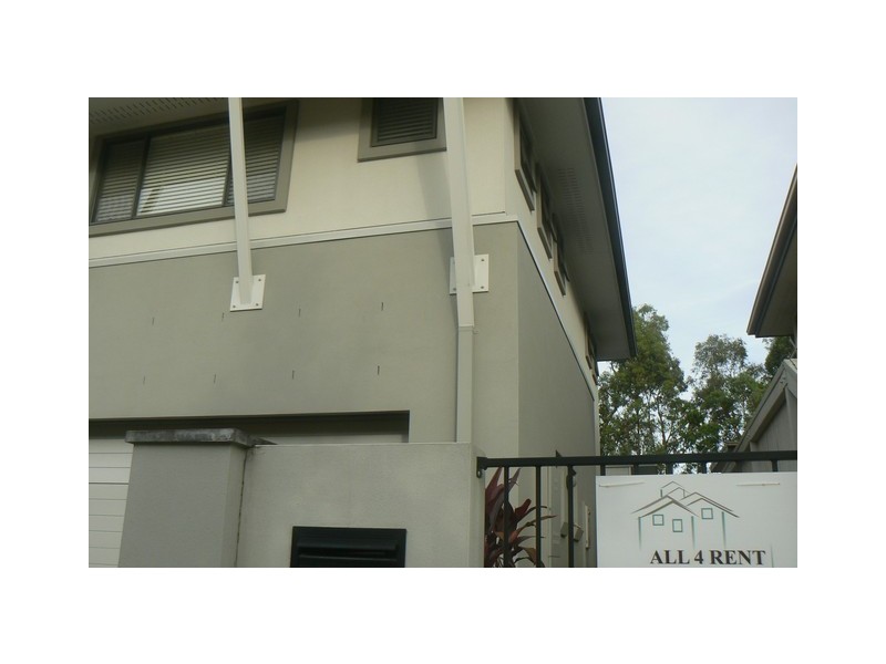 Mount Ommaney QLD 4074