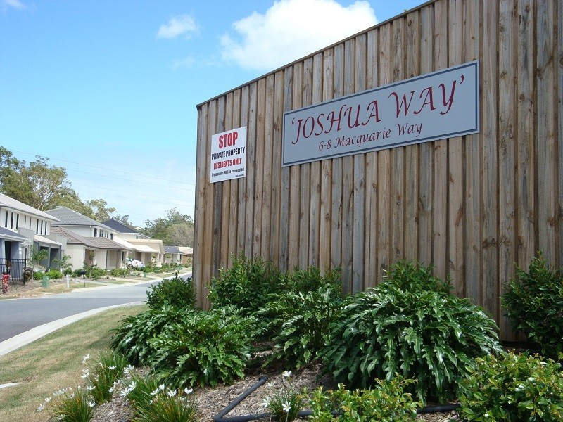 8 MacQuarie Way, Browns Plains QLD 4118