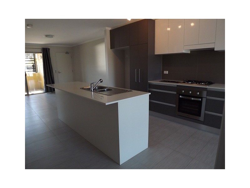 83/123 Barrack Road, Cannon Hill QLD 4170