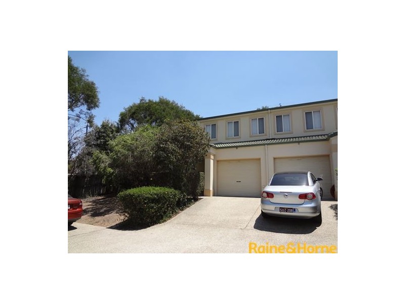 10 Chapman Place, Oxley QLD 4075