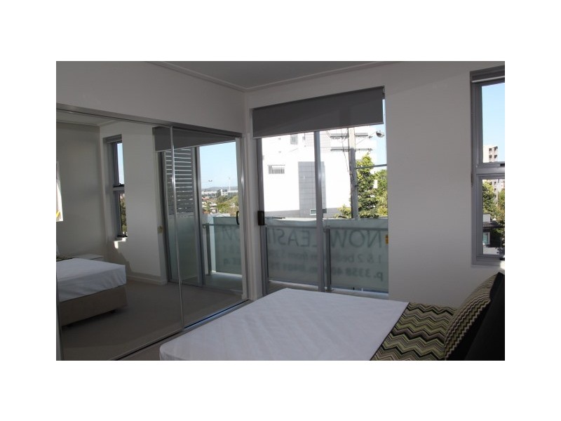 305 / 85 O’CONNELL STREET, Kangaroo Point QLD 4169