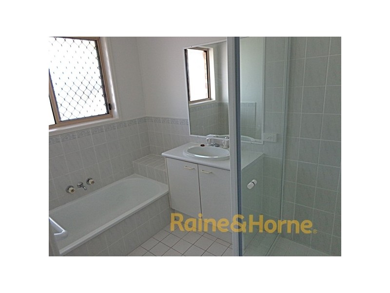 6-10A2 Bourton Rd, Merrimac QLD 4226