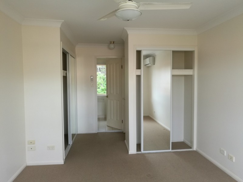 90 Oakleaf Street, Eight Mile Plains QLD 4113