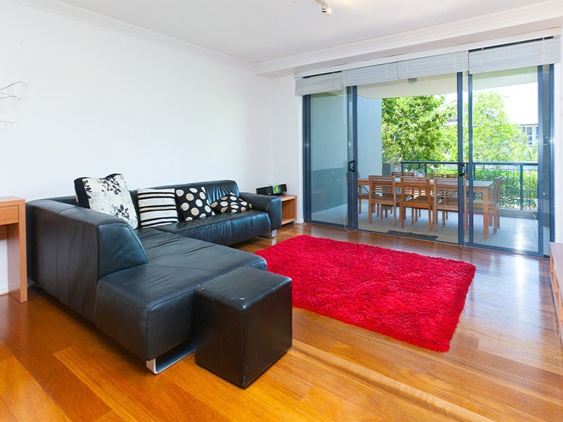 21 Miles Street, Clayfield QLD 4011