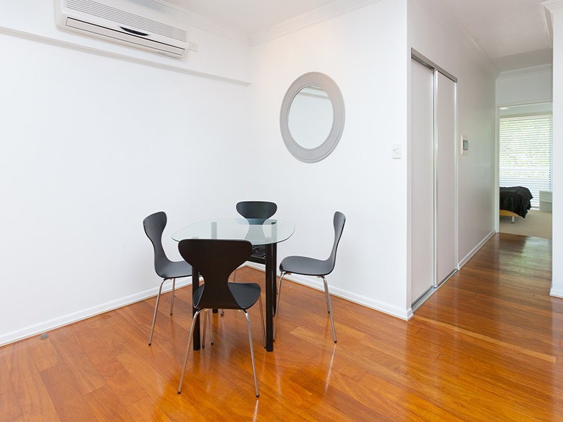 21 Miles Street, Clayfield QLD 4011